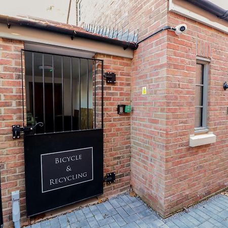 3 The Vaults Apartment Glastonbury Exterior foto