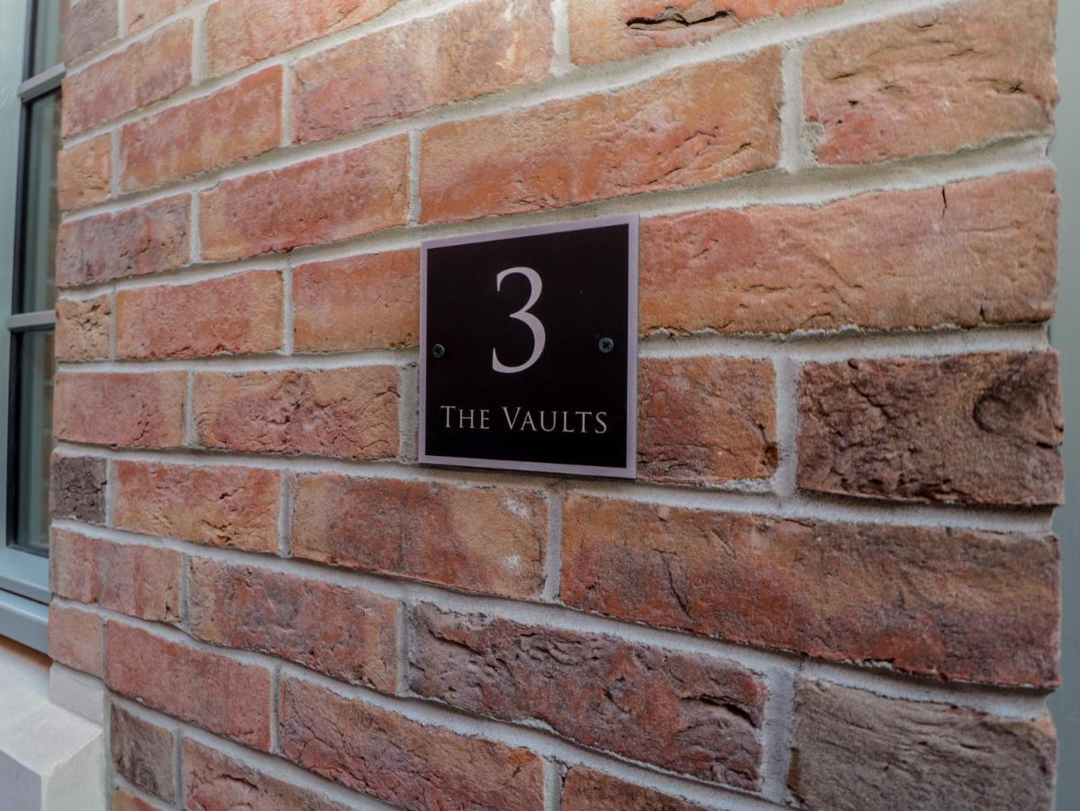 3 The Vaults Apartment Glastonbury Exterior foto